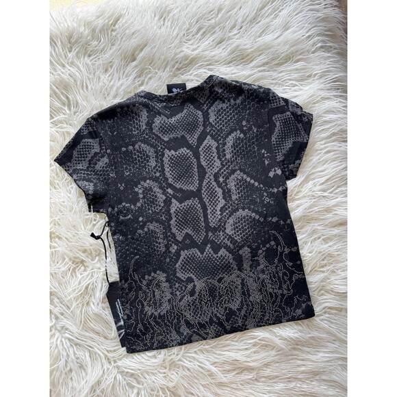 Civil Regime Boa Bliss Baby Tee Tonal Black Rhinestone
Size Medium - Picture 9 of 9